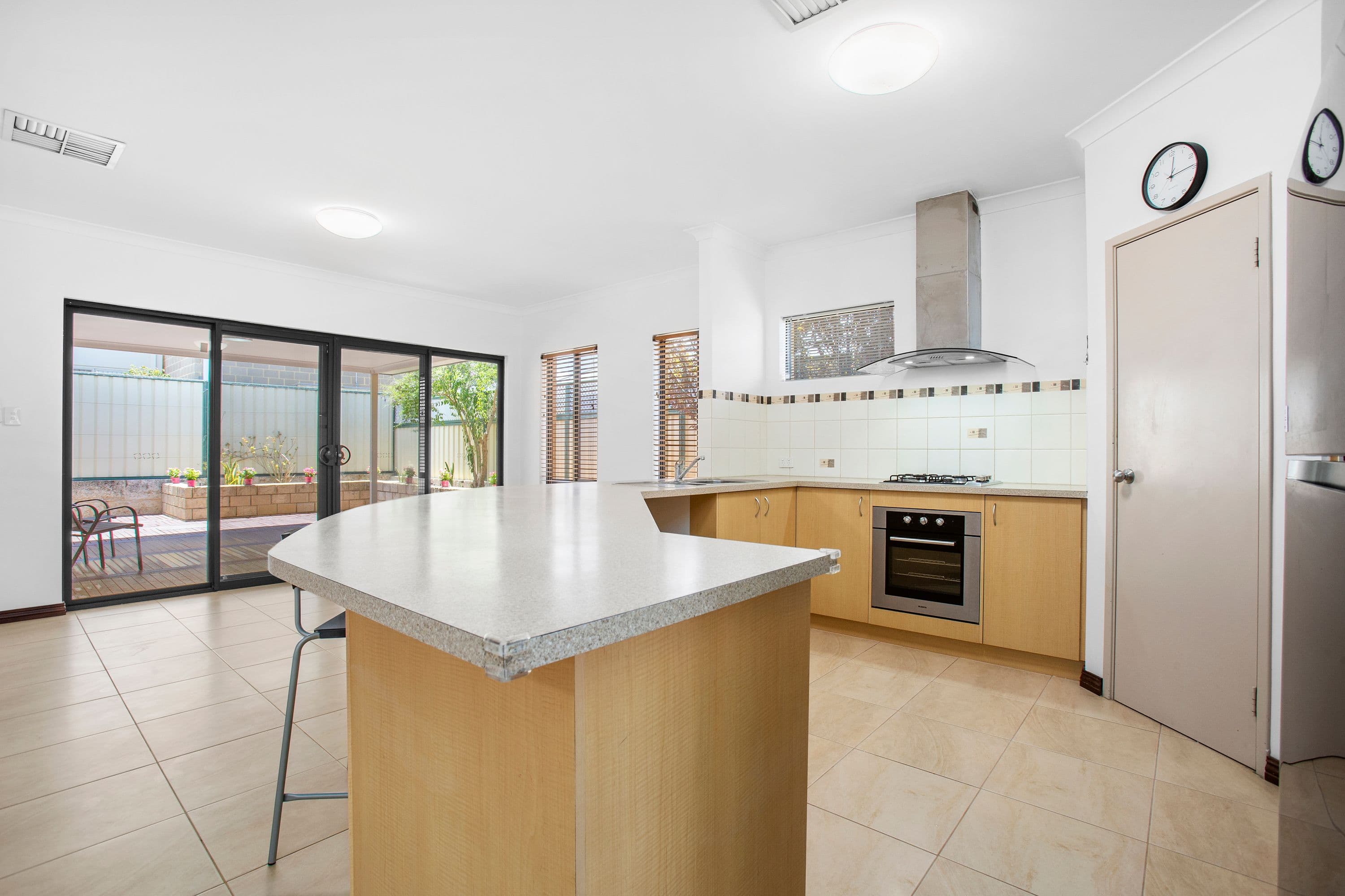 12 Sheringham Bend, Success WA 6164, Success - Thumbnail 6