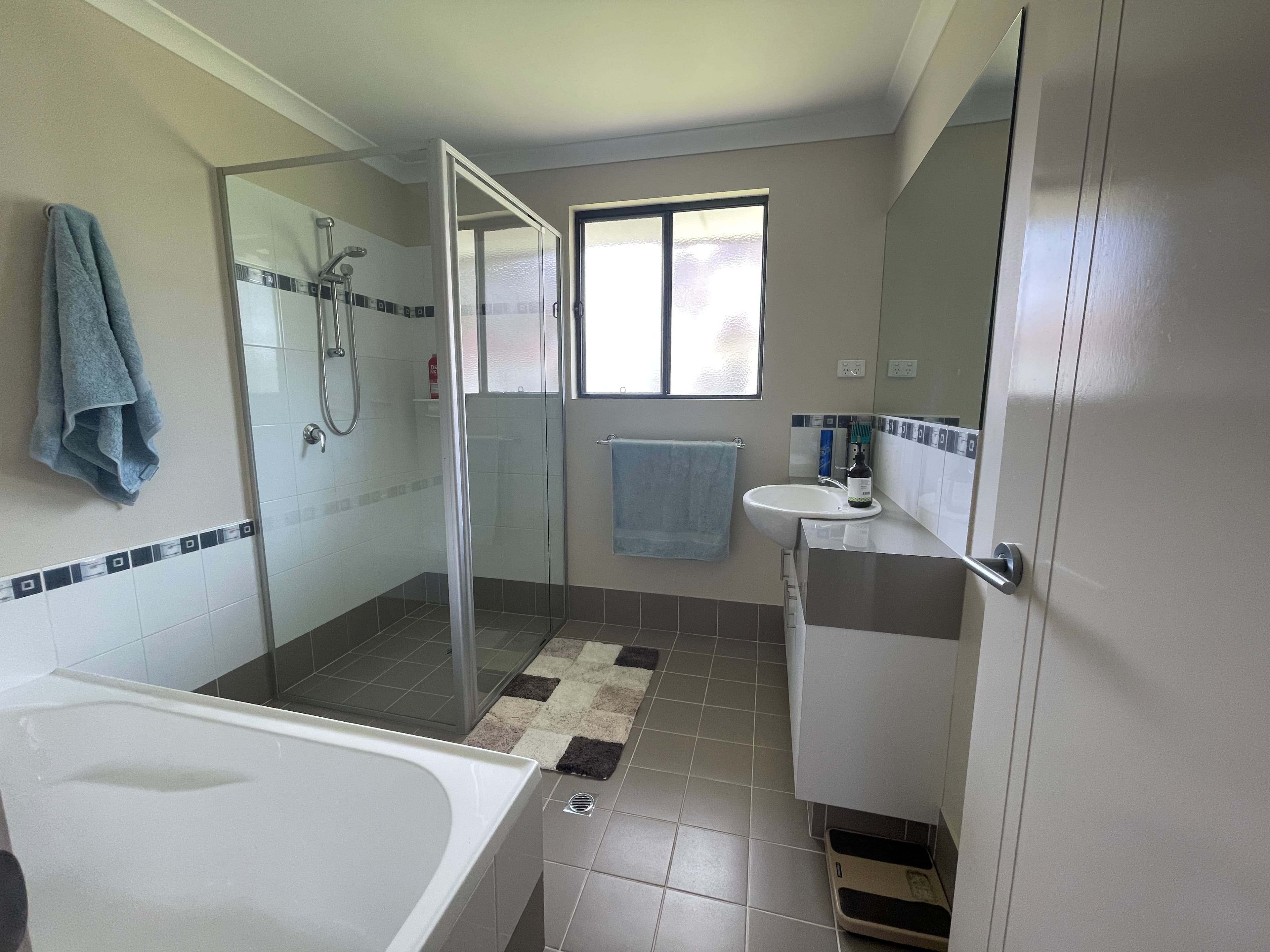 66 Carbine Street, Orana WA 6330, Orana - Thumbnail 4
