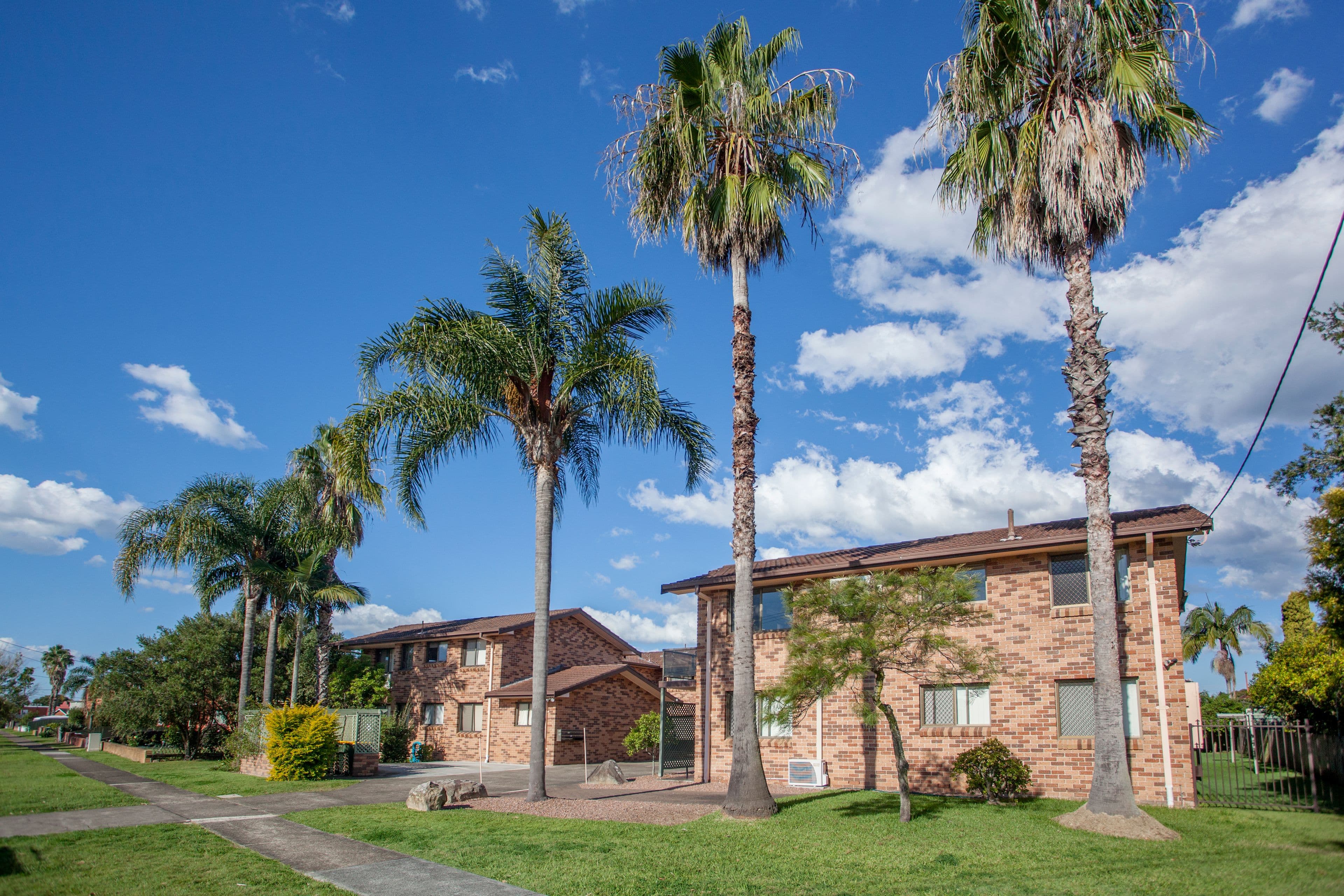 282-284 Victoria Street, Taree NSW 2430, Taree - Thumbnail 2