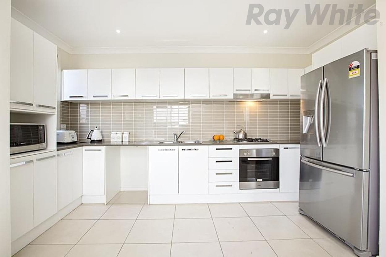 80 Hemsworth Avenue, MIDDLETON GRANGE NSW 2171, Middleton Grange - Thumbnail 4