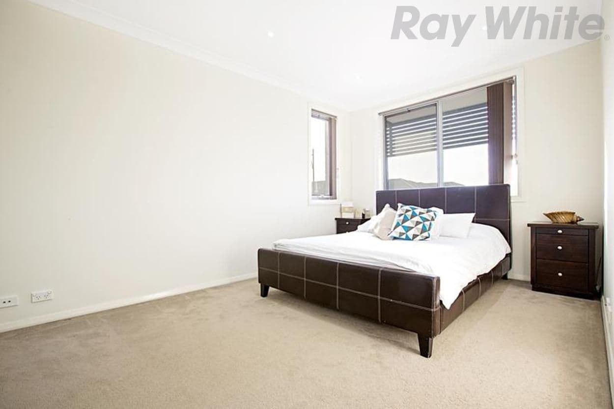 80 Hemsworth Avenue, MIDDLETON GRANGE NSW 2171, Middleton Grange - Thumbnail 5