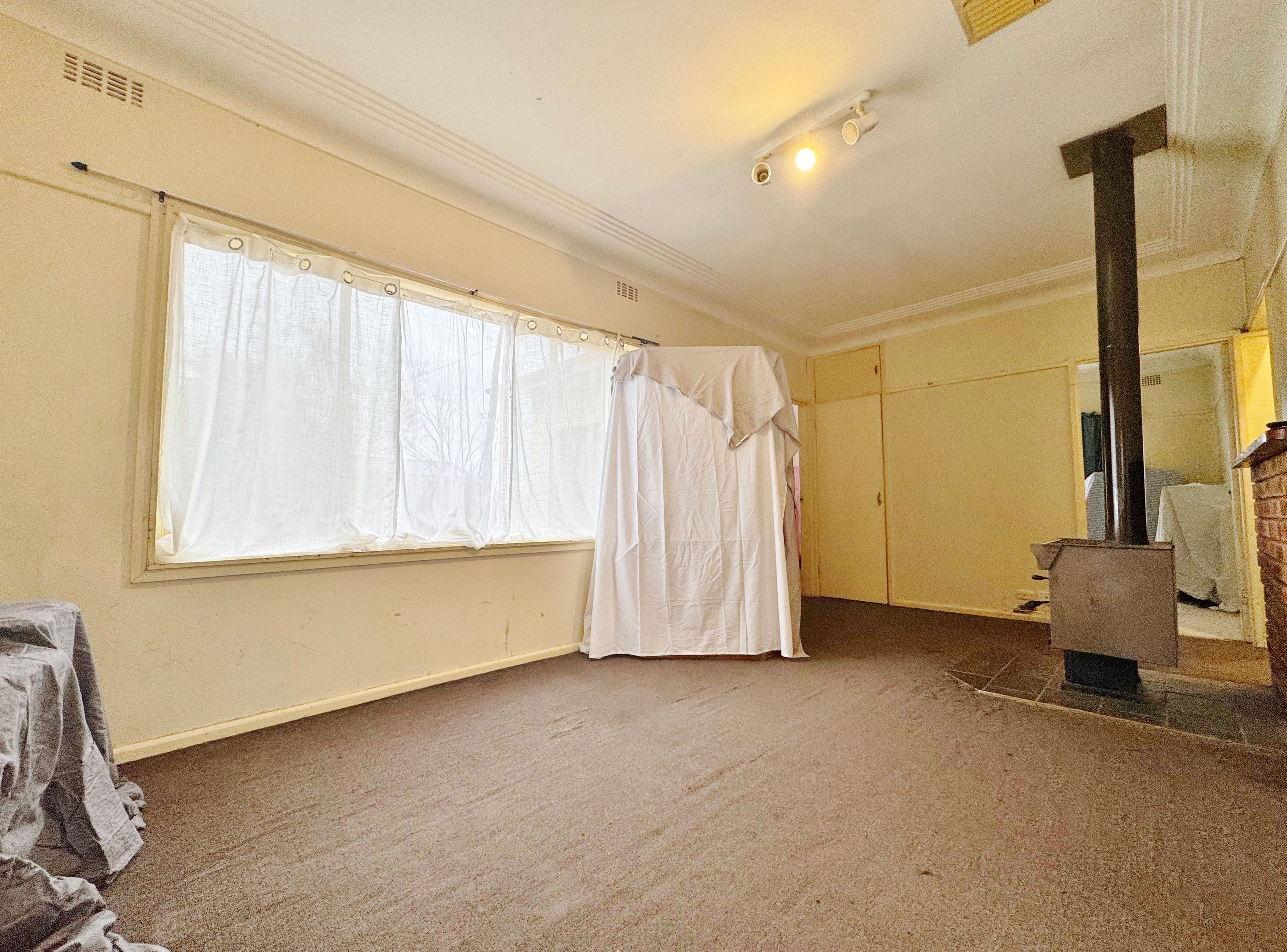 21 Clifton Street, Young NSW 2594, Young - Thumbnail 5