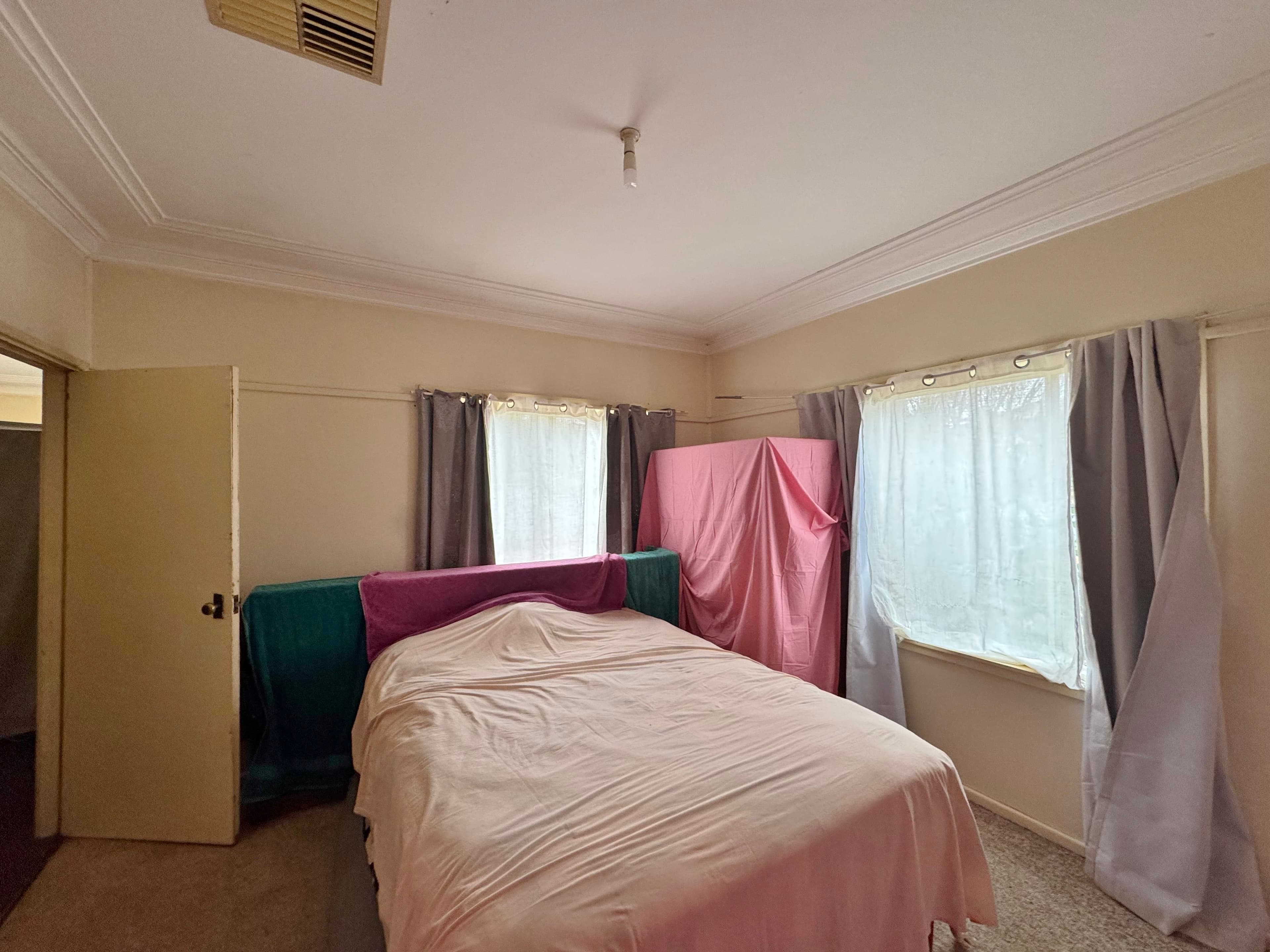 21 Clifton Street, Young NSW 2594, Young - Thumbnail 7
