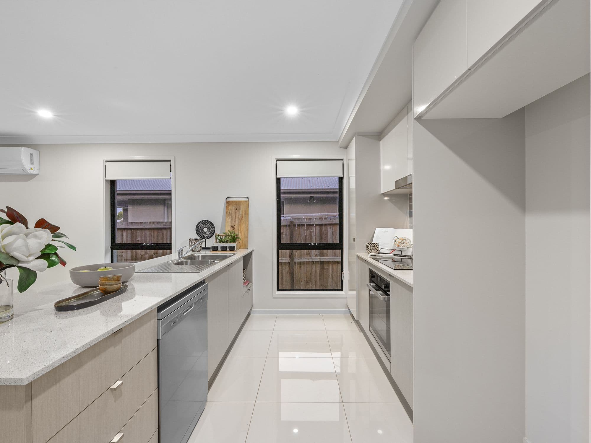 5 Castle Way, Flinders View QLD 4305, Flinders View - Thumbnail 3