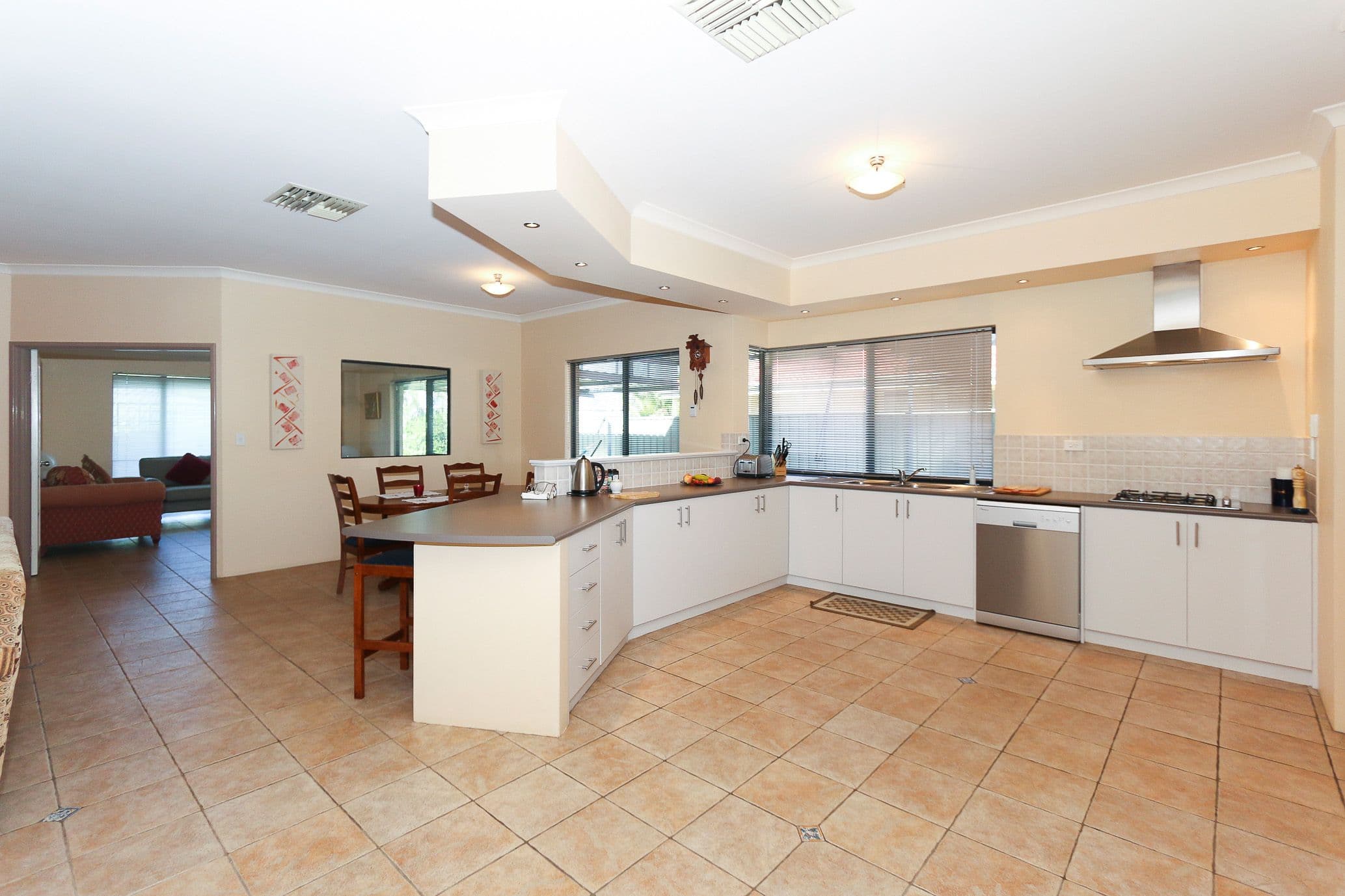 9 Froudist Circle, Southern River WA 6110, Southern River - Thumbnail 2