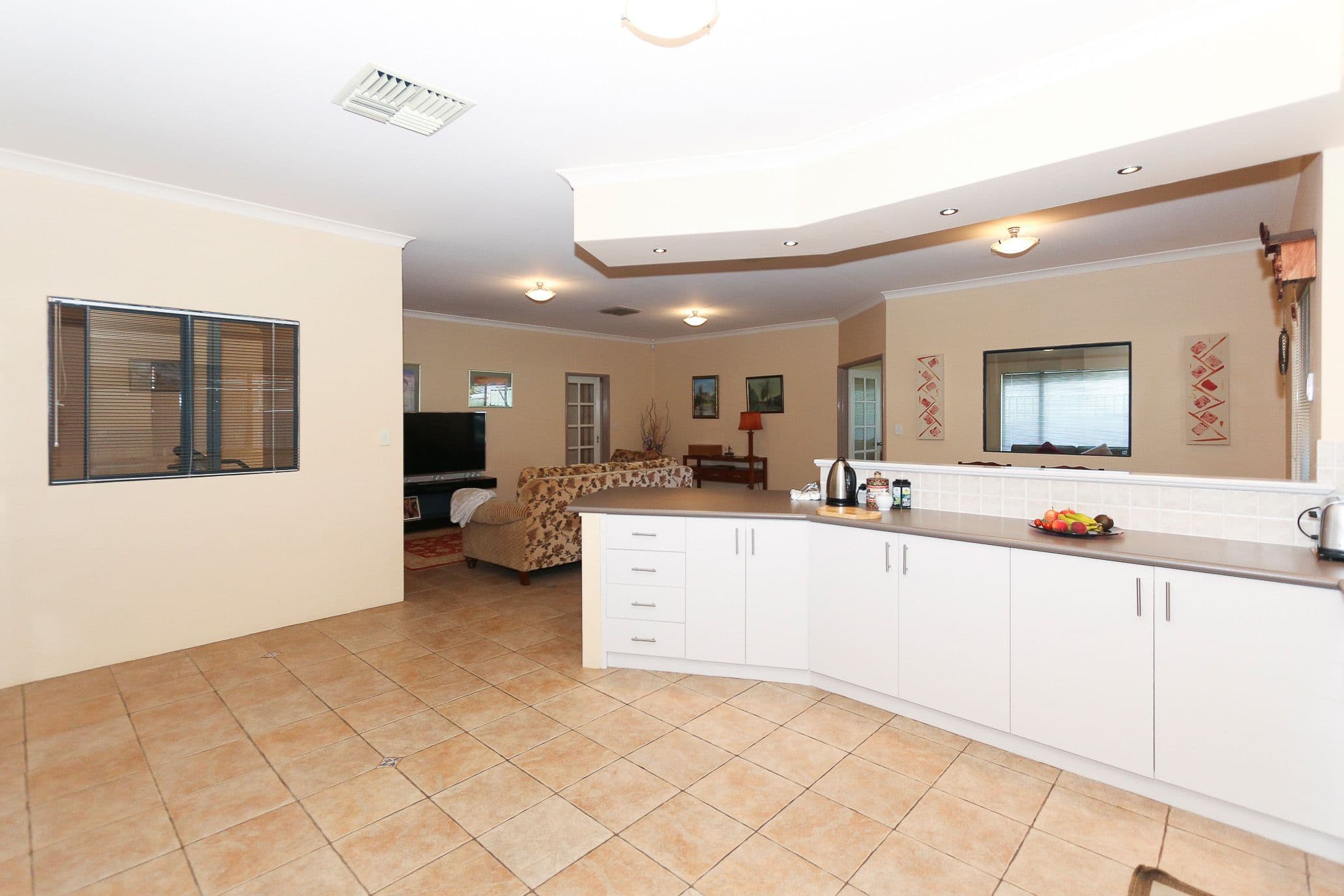 9 Froudist Circle, Southern River WA 6110, Southern River - Thumbnail 4