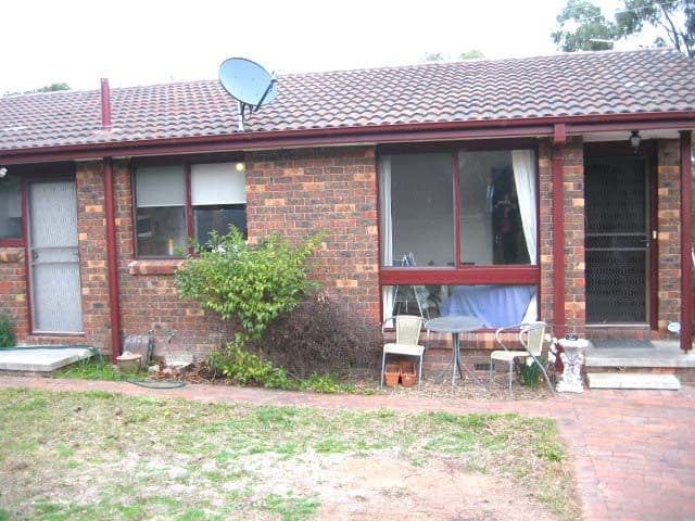 65 Coningham Street, GOWRIE ACT 2904, Gowrie - Thumbnail 2