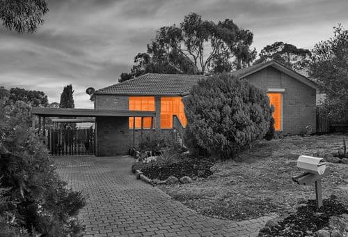 6 Kintore Close, Sunbury, Sunbury - Image 1