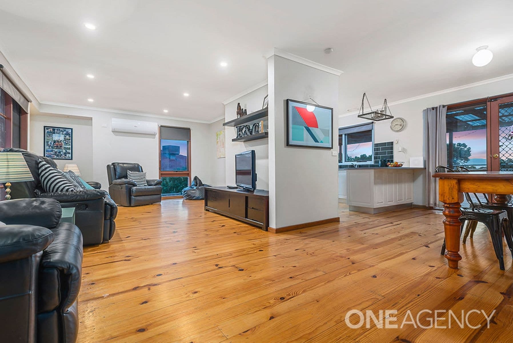 6 Kintore Close, Sunbury, Sunbury - Thumbnail 6