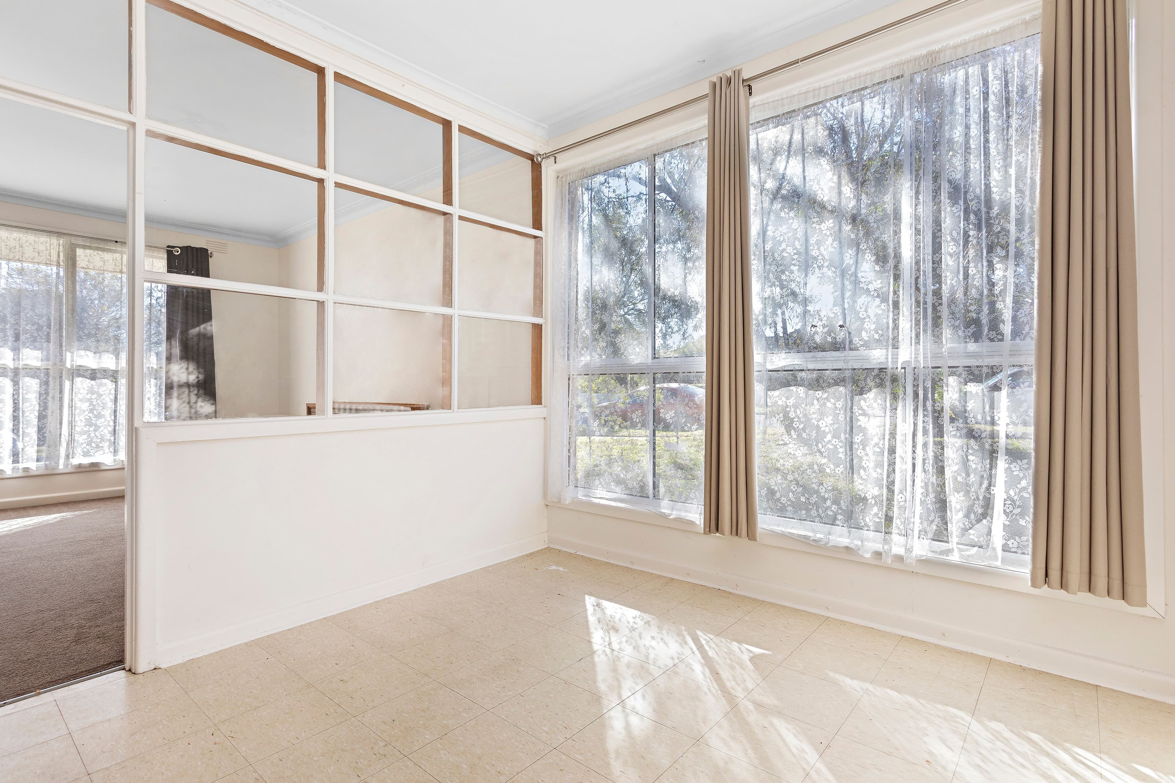 2 Torquay Avenue, Chadstone VIC 3148, Chadstone - Thumbnail 3