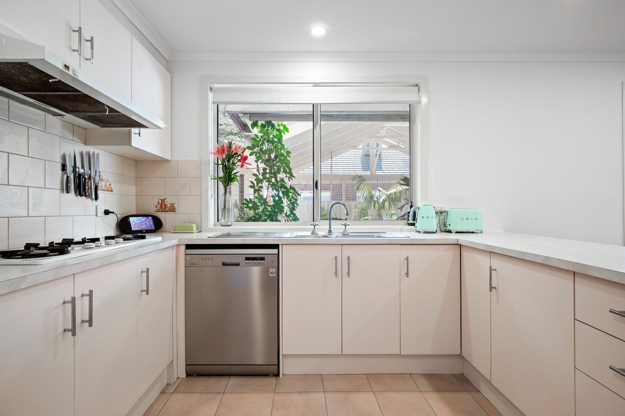 117 Seabrook Boulevard, Seabrook VIC 3028, Seabrook - Thumbnail 5