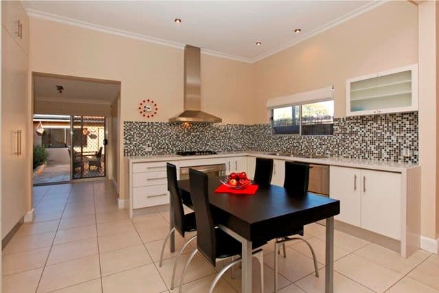196 Stewart Street, BRUNSWICK EAST VIC 3057, Brunswick East - Thumbnail 3