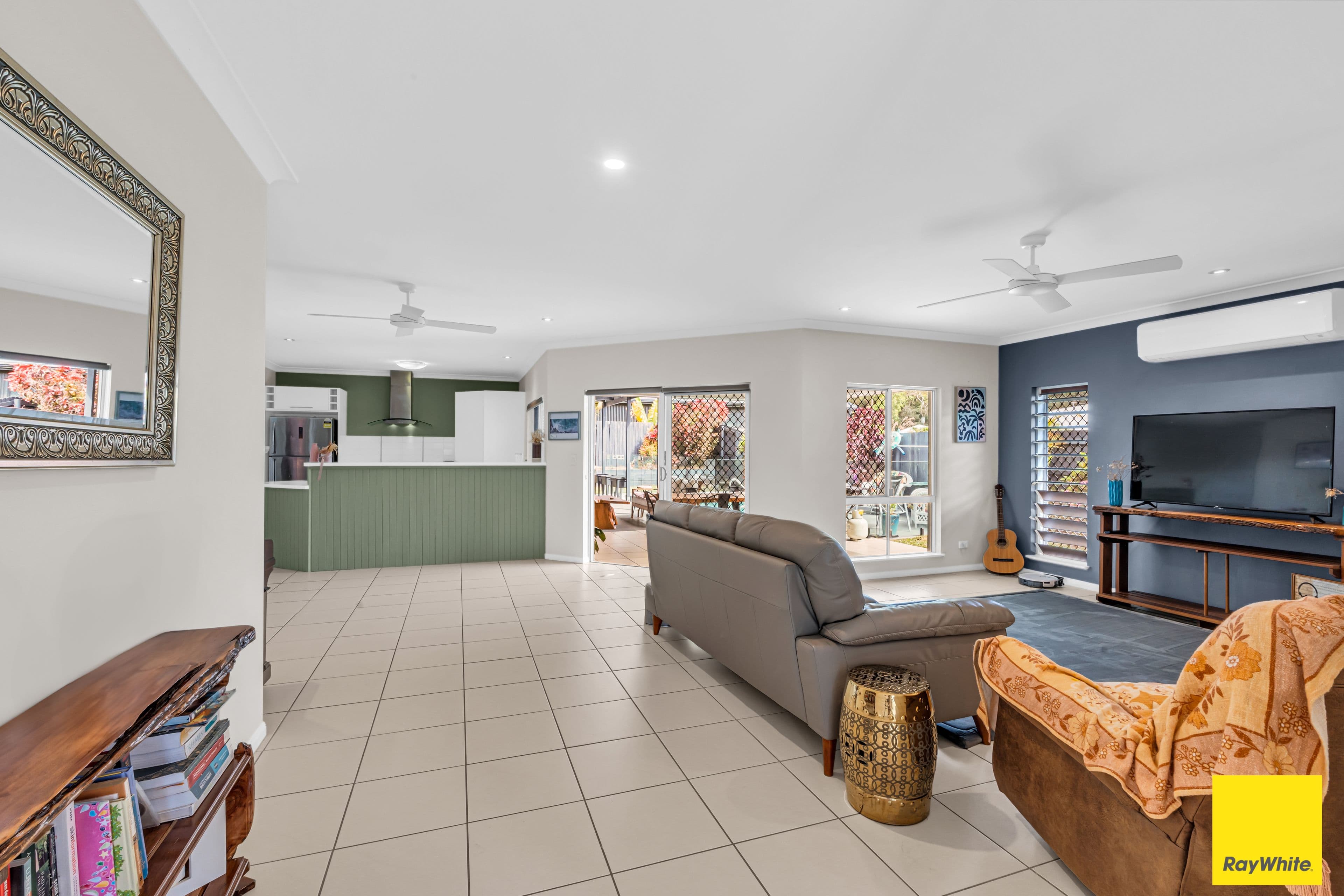 35 Hideaway Close, Palm Cove QLD 4879, Palm Cove - Thumbnail 3