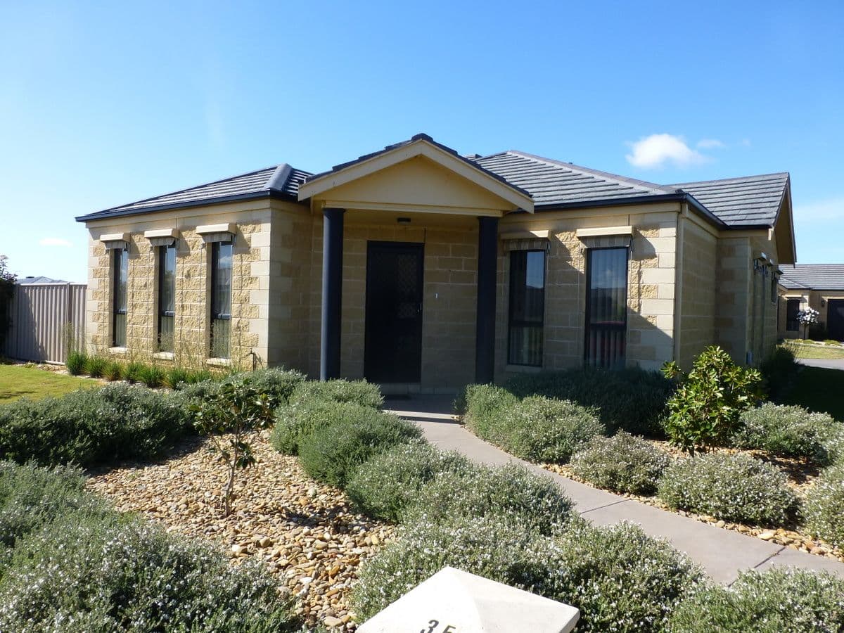 35 Wearne Road, ECHUCA VIC 3564, Echuca - Image 1