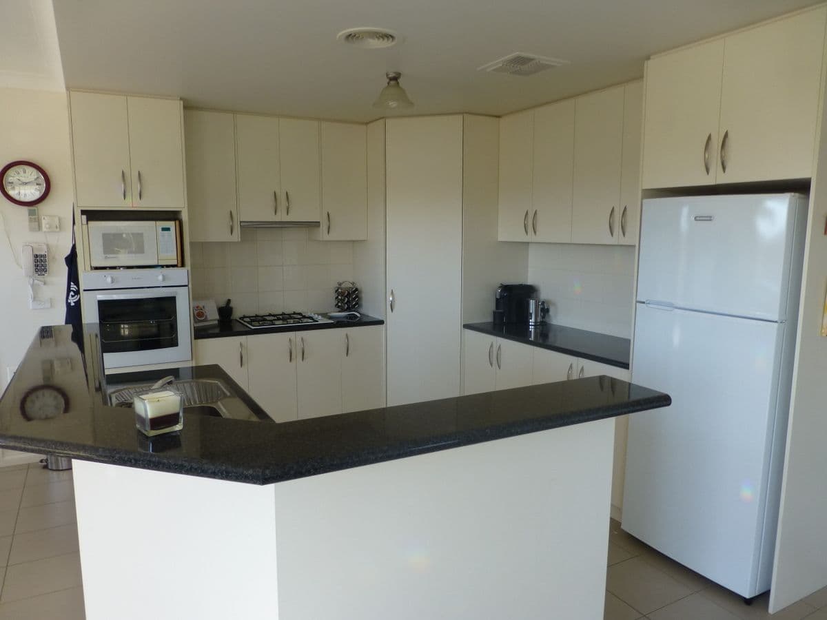 35 Wearne Road, ECHUCA VIC 3564, Echuca - Thumbnail 3