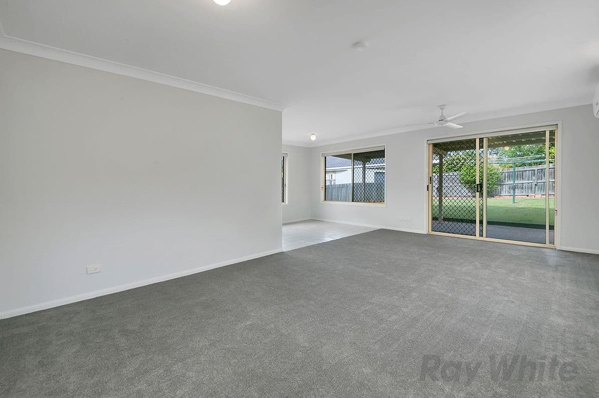 92 Ditton Road, Sunnybank Hills QLD 4109, Sunnybank Hills - Thumbnail 3