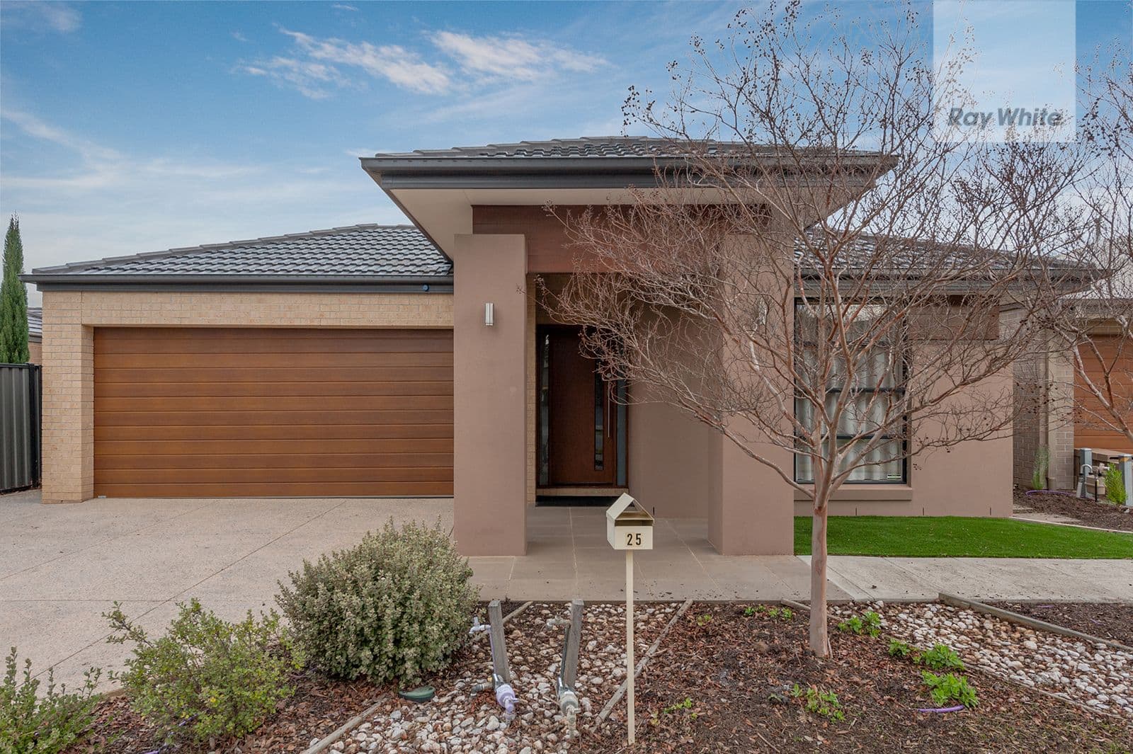 25 Bridgehaven Drive, Craigieburn VIC 3064, Craigieburn - Image 1