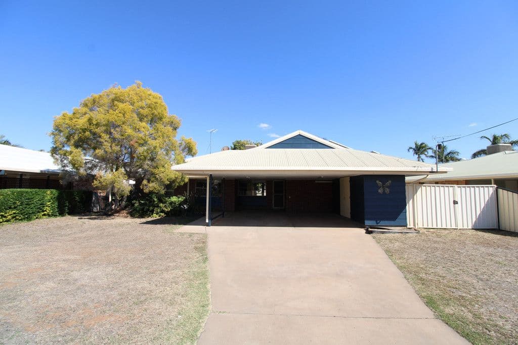 21 Cowan Crescent, Emerald QLD 4720, Emerald - Image 1