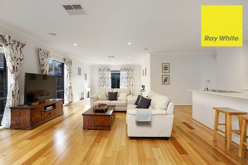 73 Malibu Boulevard, Point Cook VIC 3030, Point Cook - Thumbnail 4