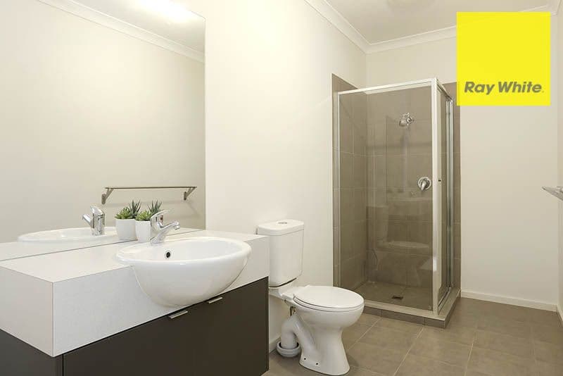 73 Malibu Boulevard, Point Cook VIC 3030, Point Cook - Thumbnail 7
