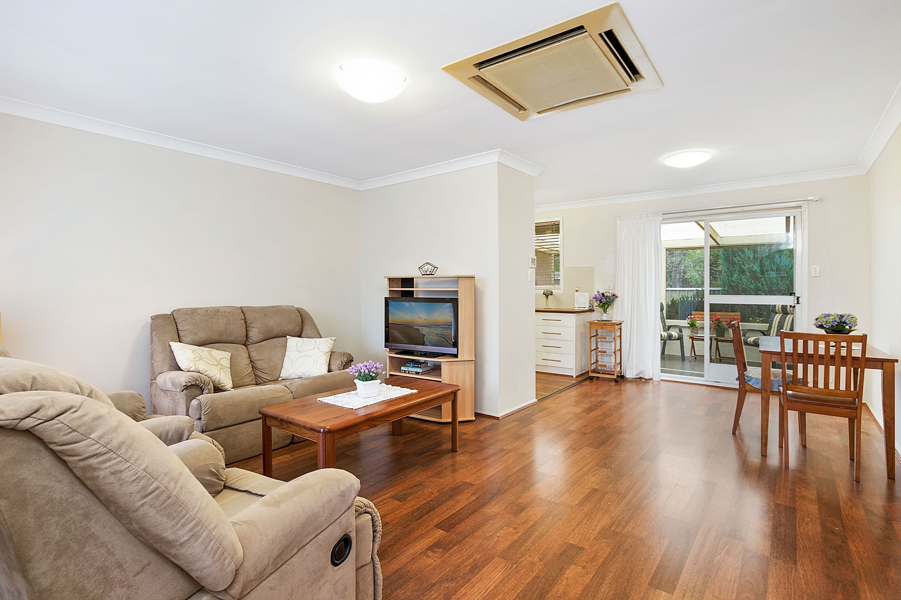 52 William Street, North Richmond - Thumbnail 2