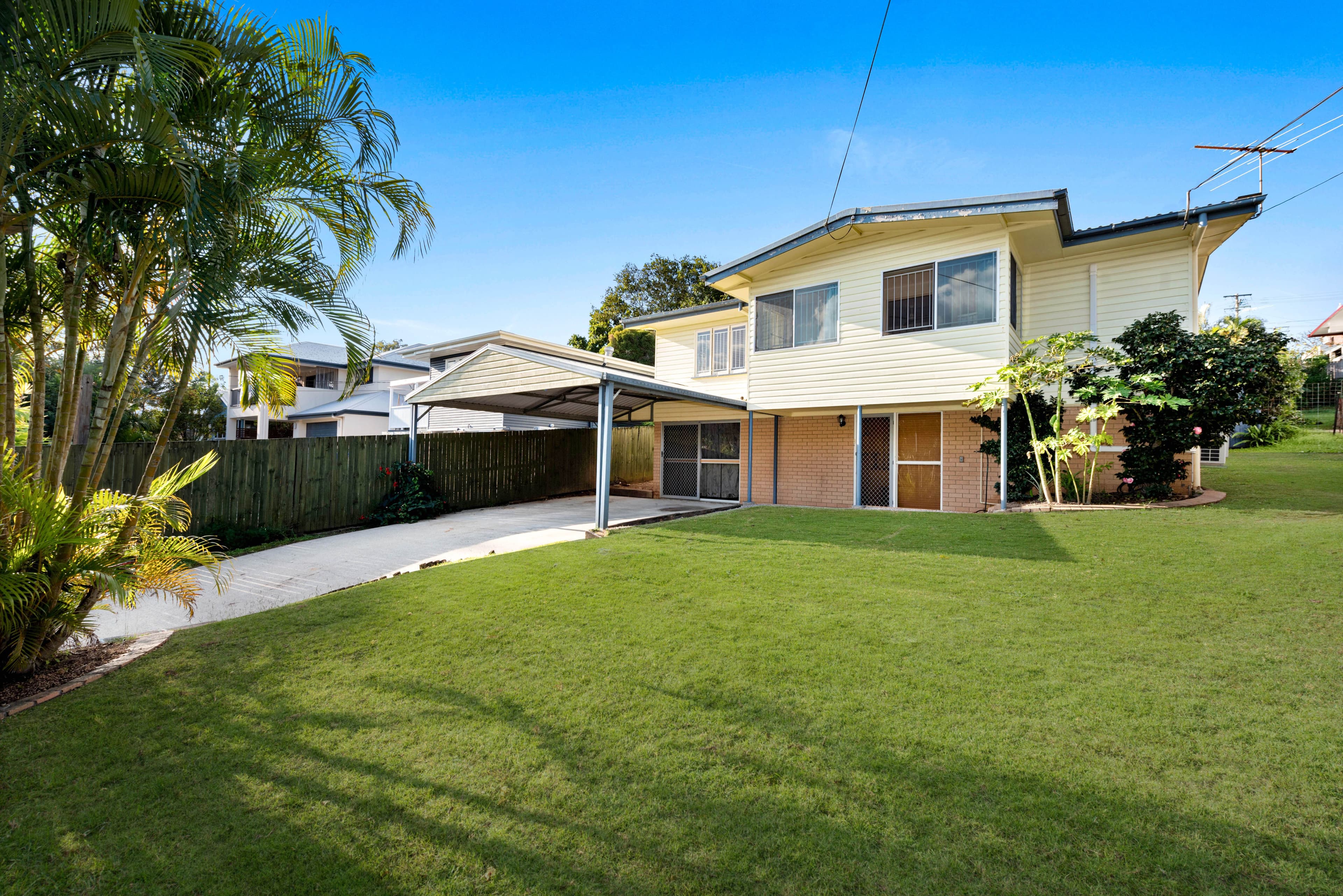 8 Oberon Street, Morningside QLD 4170, Morningside - Thumbnail 2