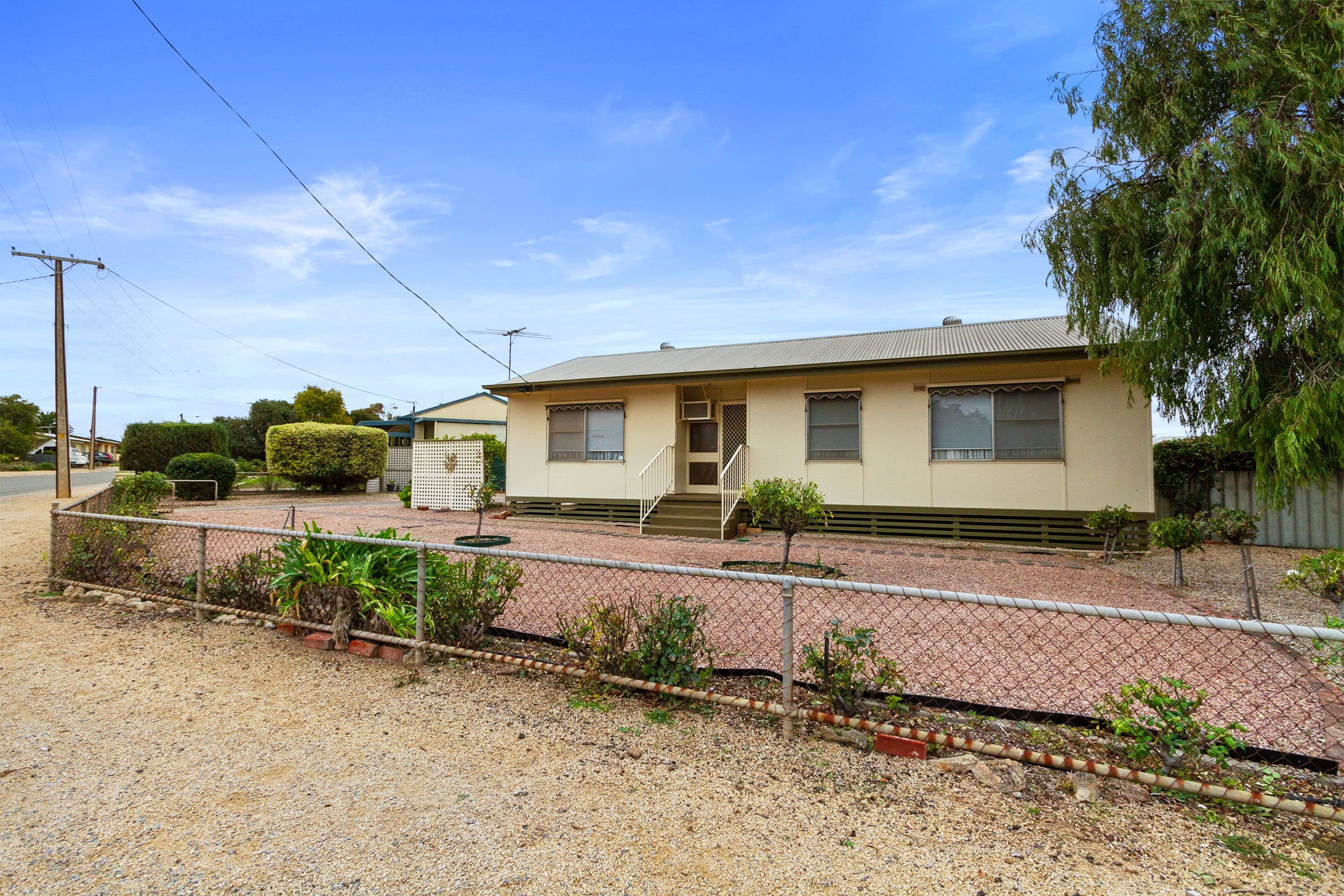 6 The Crescent, Ardrossan SA 5571, Ardrossan - Thumbnail 2