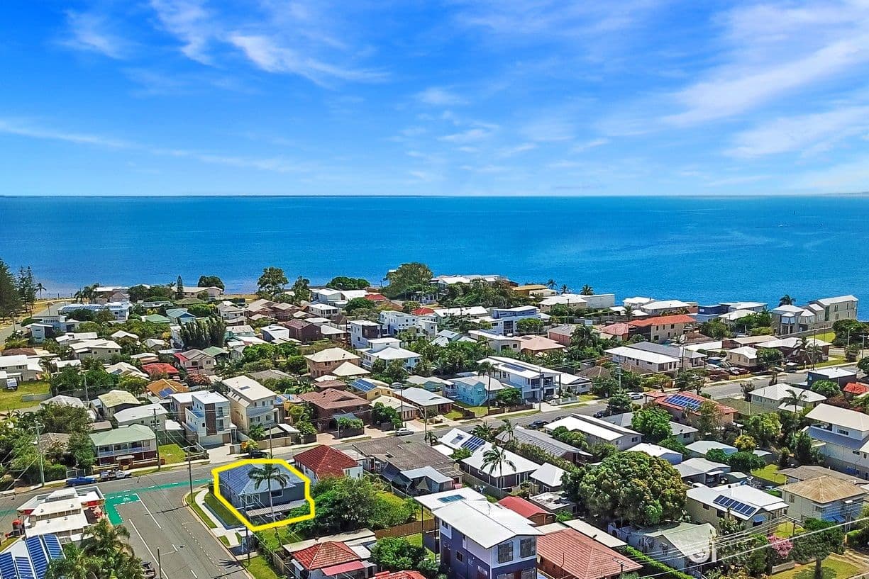 27 Fifth Avenue, Scarborough QLD 4020, Scarborough - Thumbnail 2
