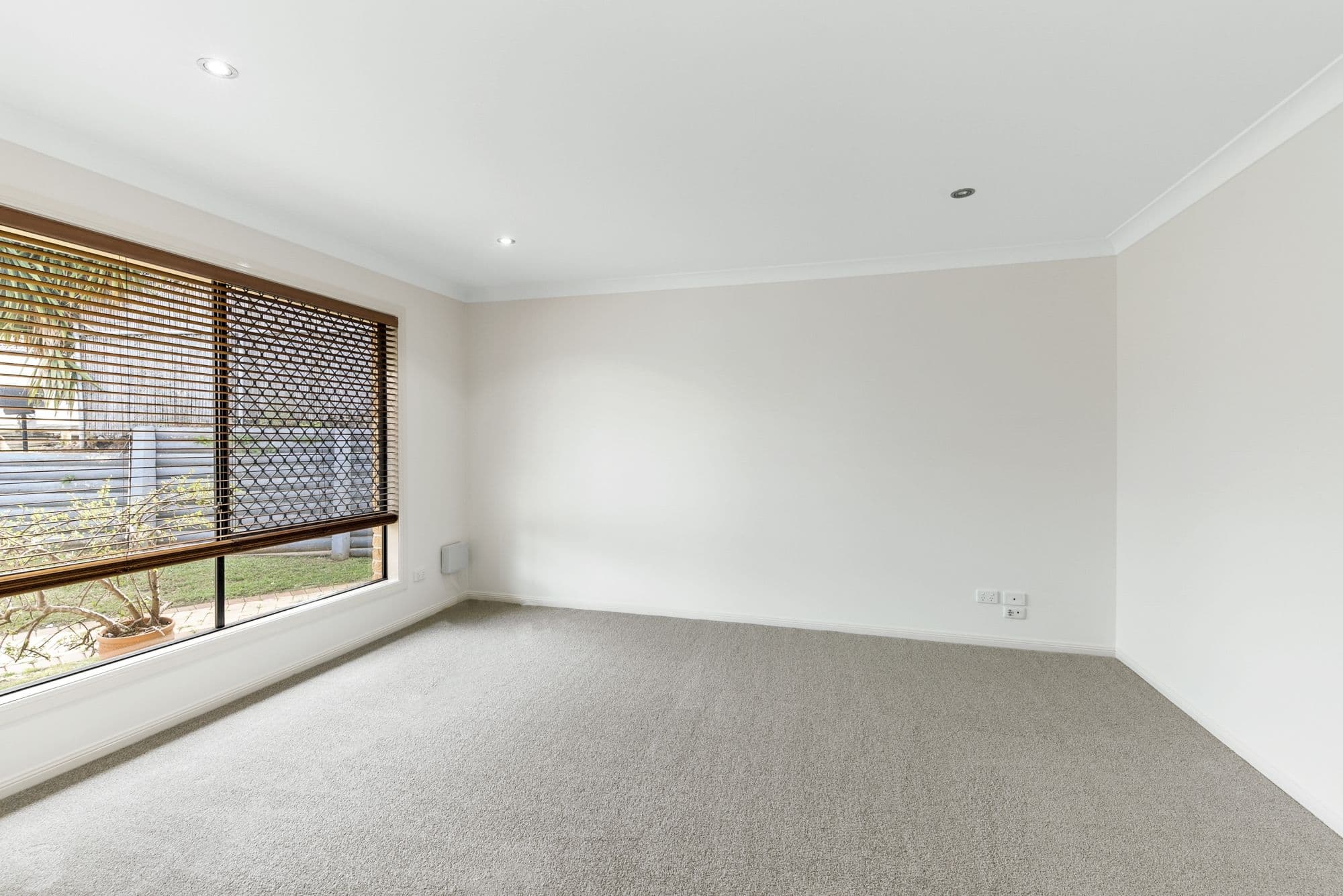 8 Raimondo Court, Dakabin QLD 4503, Dakabin - Thumbnail 4