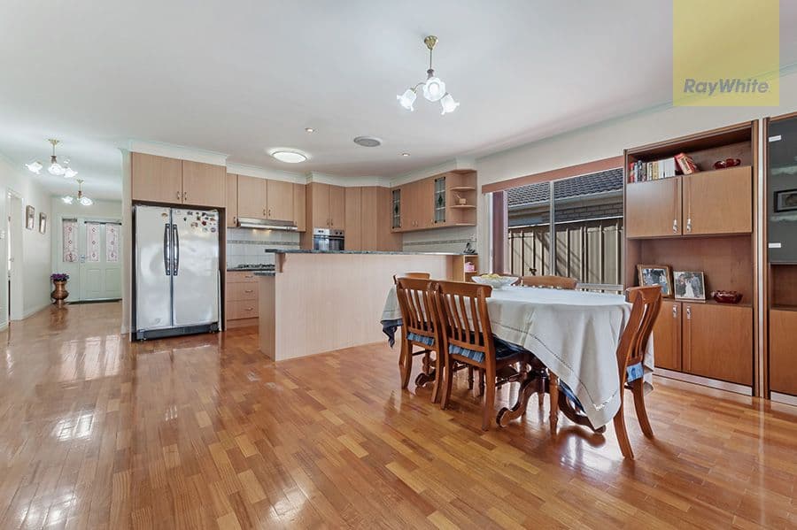 56 Kennedy Parade, Roxburgh Park VIC 3064, Roxburgh Park - Thumbnail 5