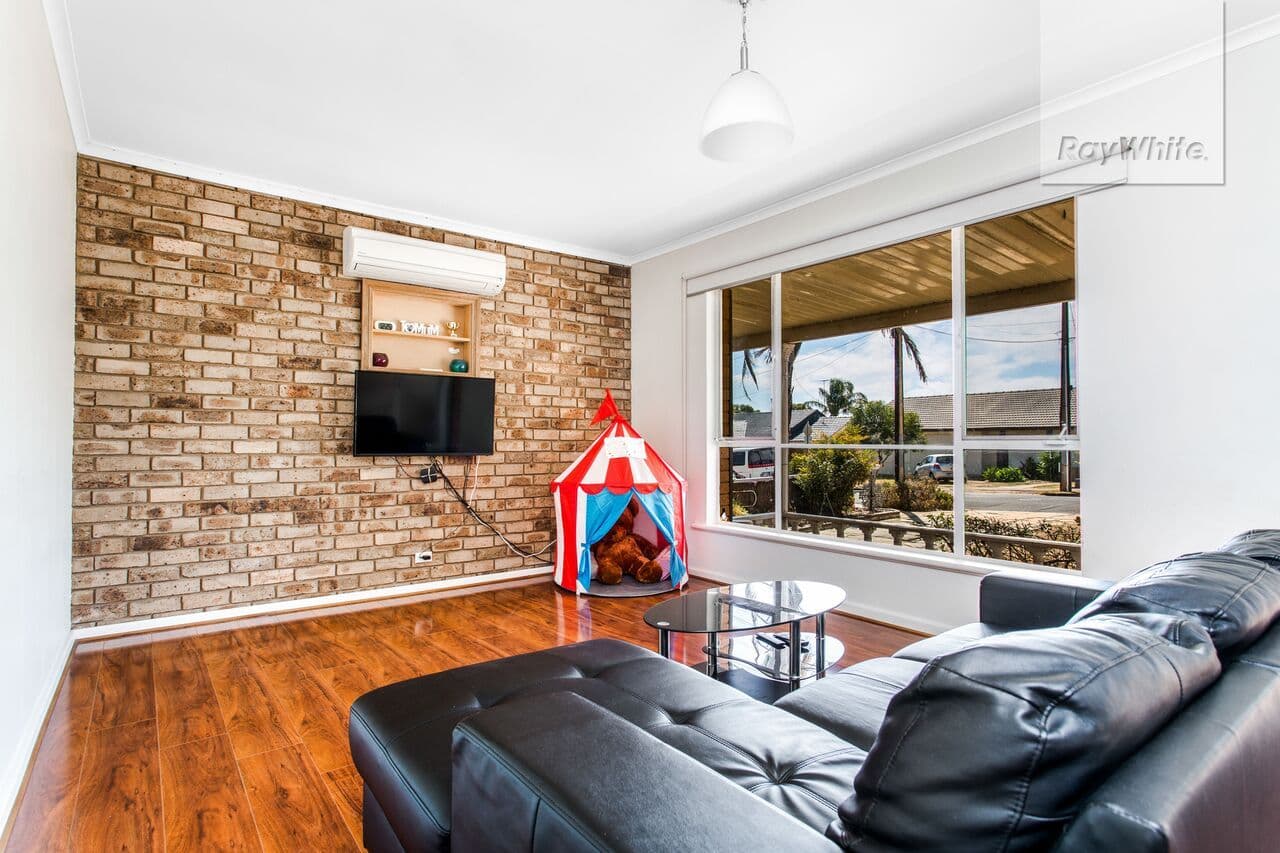 11 Windsor Avenue, Para Hills SA 5096, Para Hills - Thumbnail 3