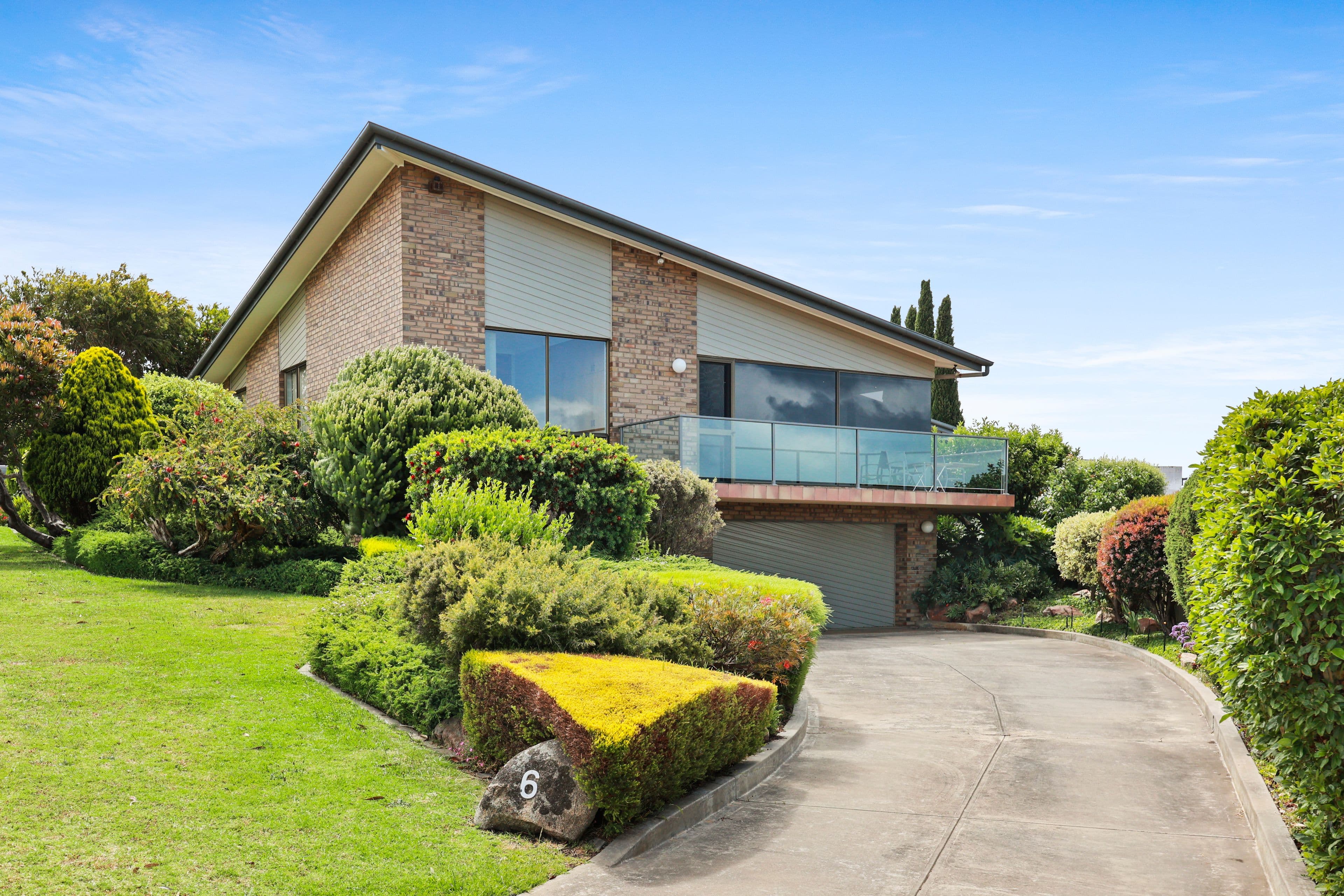 6 Hodge Avenue, Encounter Bay SA 5211, Encounter Bay - Image 1