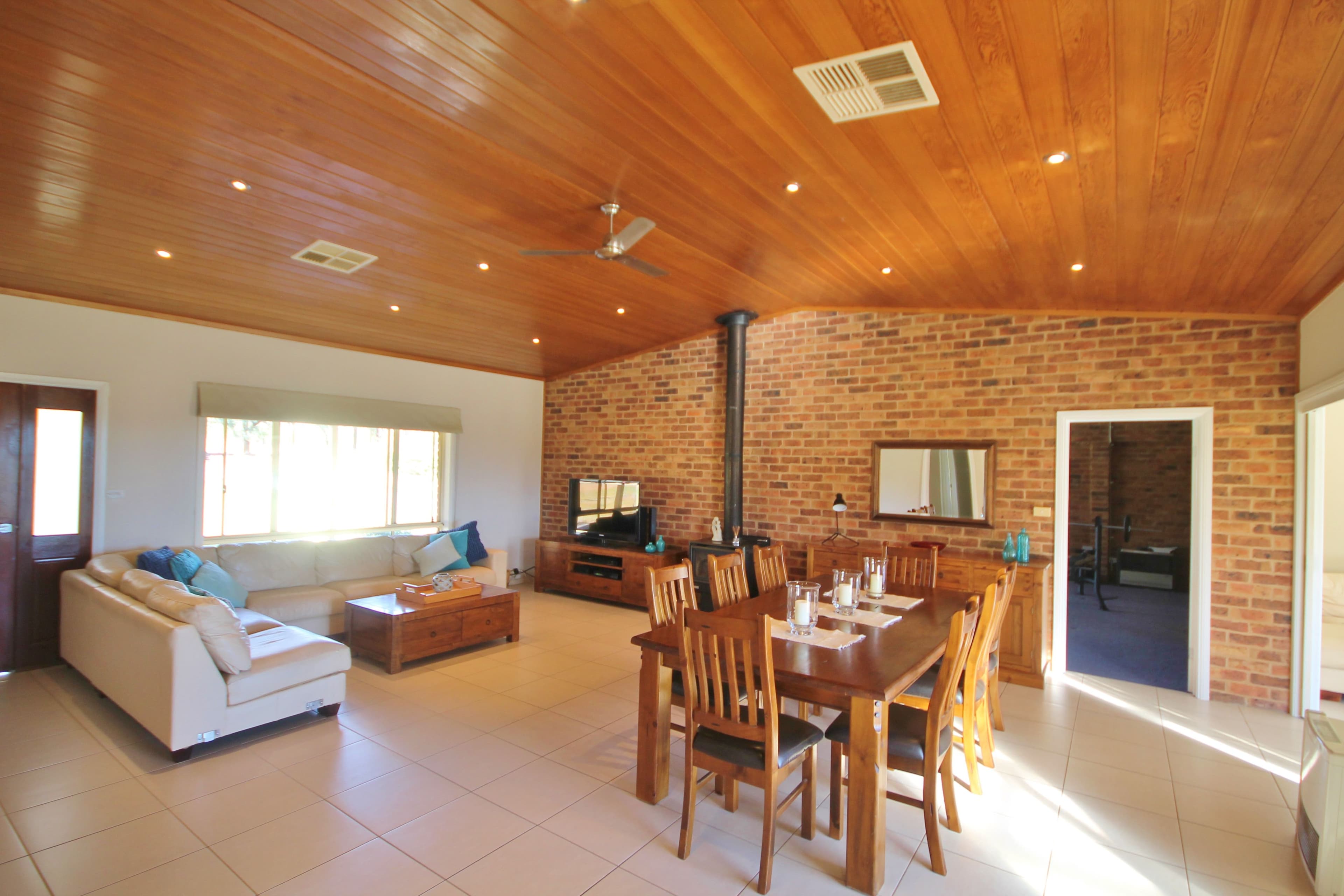 9 Mcmillans Road, Young - Thumbnail 7