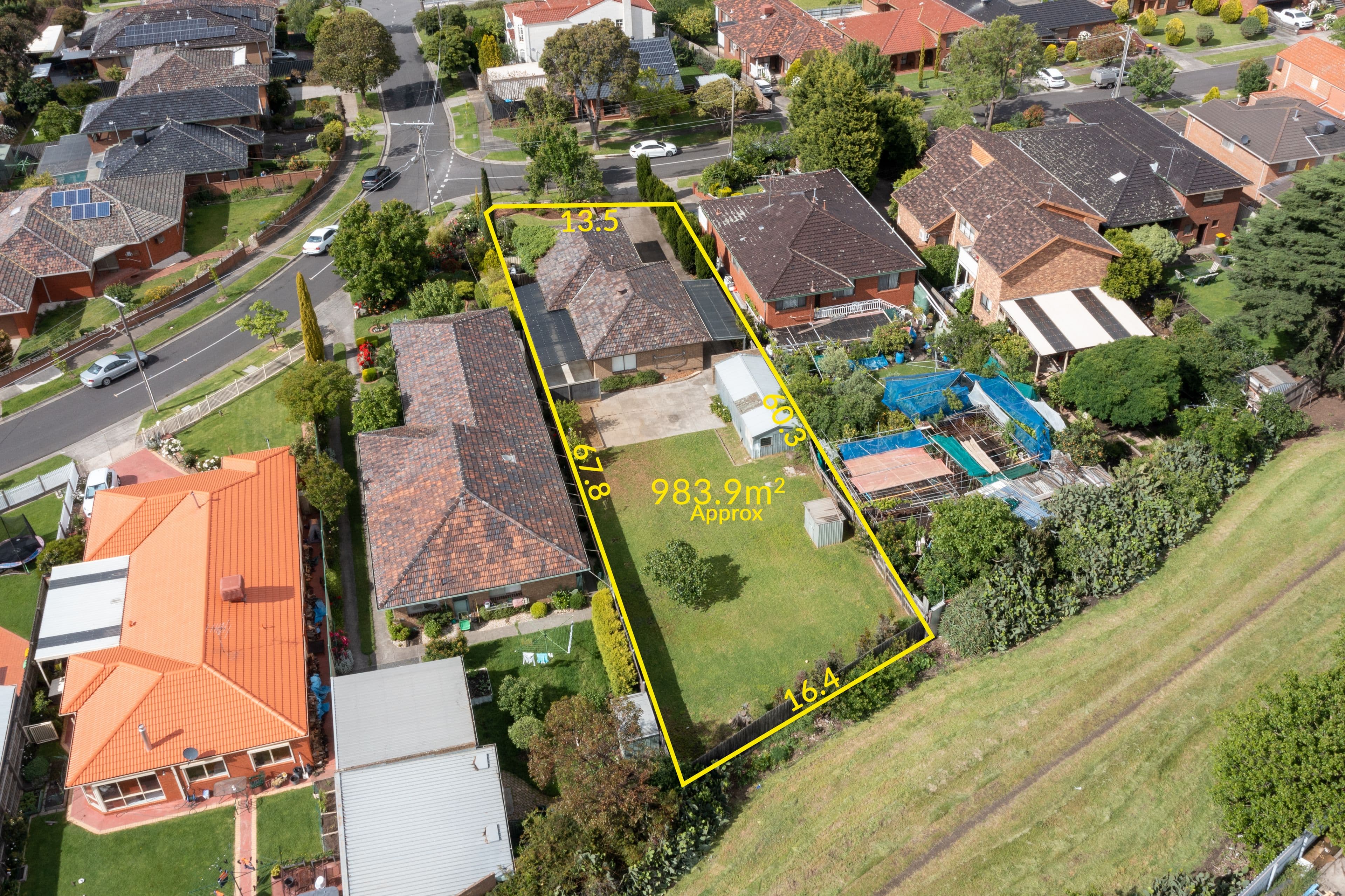 2 Lagen Court, Bundoora VIC 3083, Bundoora - Thumbnail 2