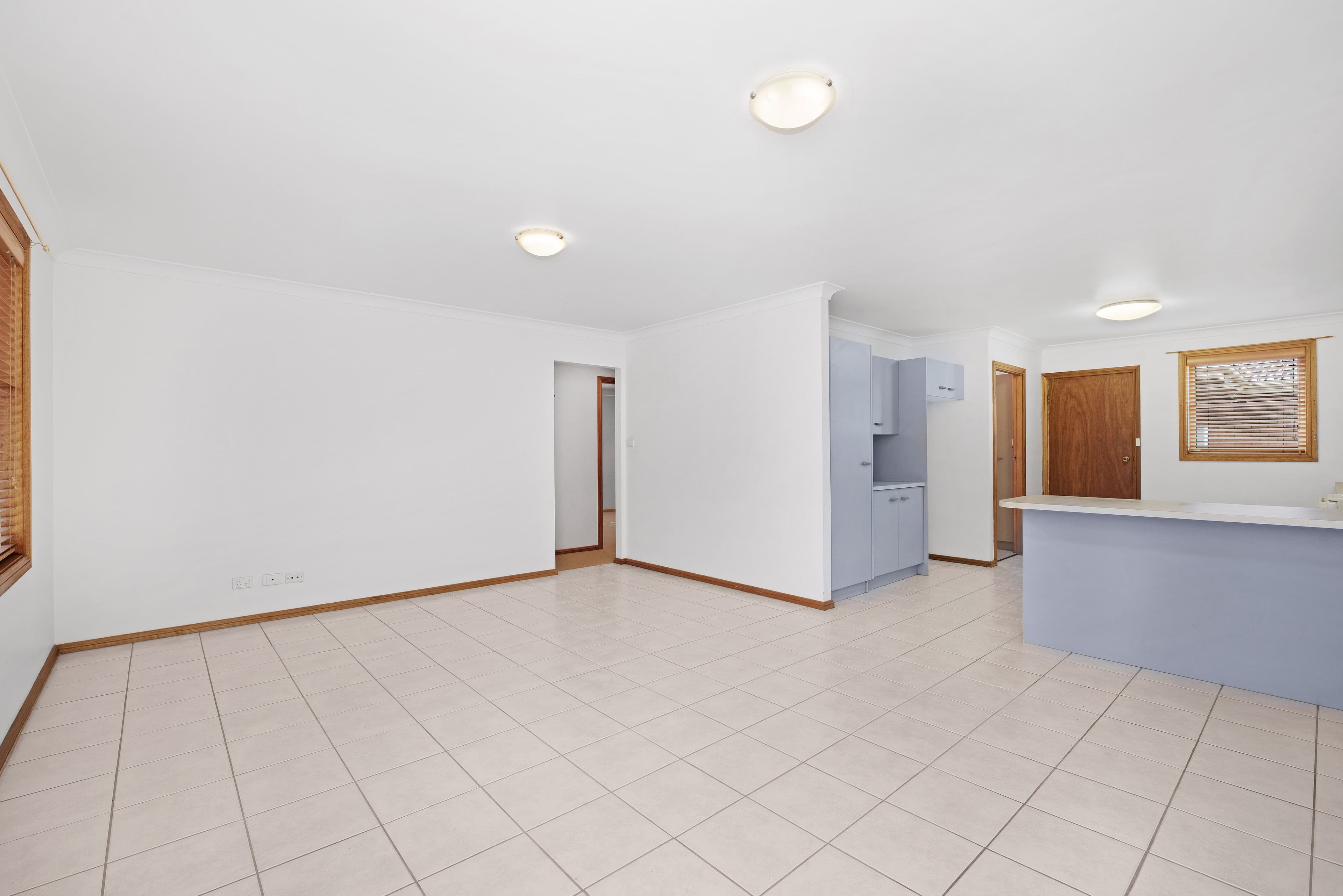20 High Street, Largs - Thumbnail 2
