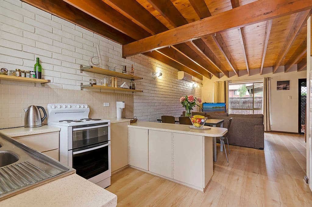 33 Brebner Drive, West Lakes SA 5021, West Lakes - Thumbnail 4