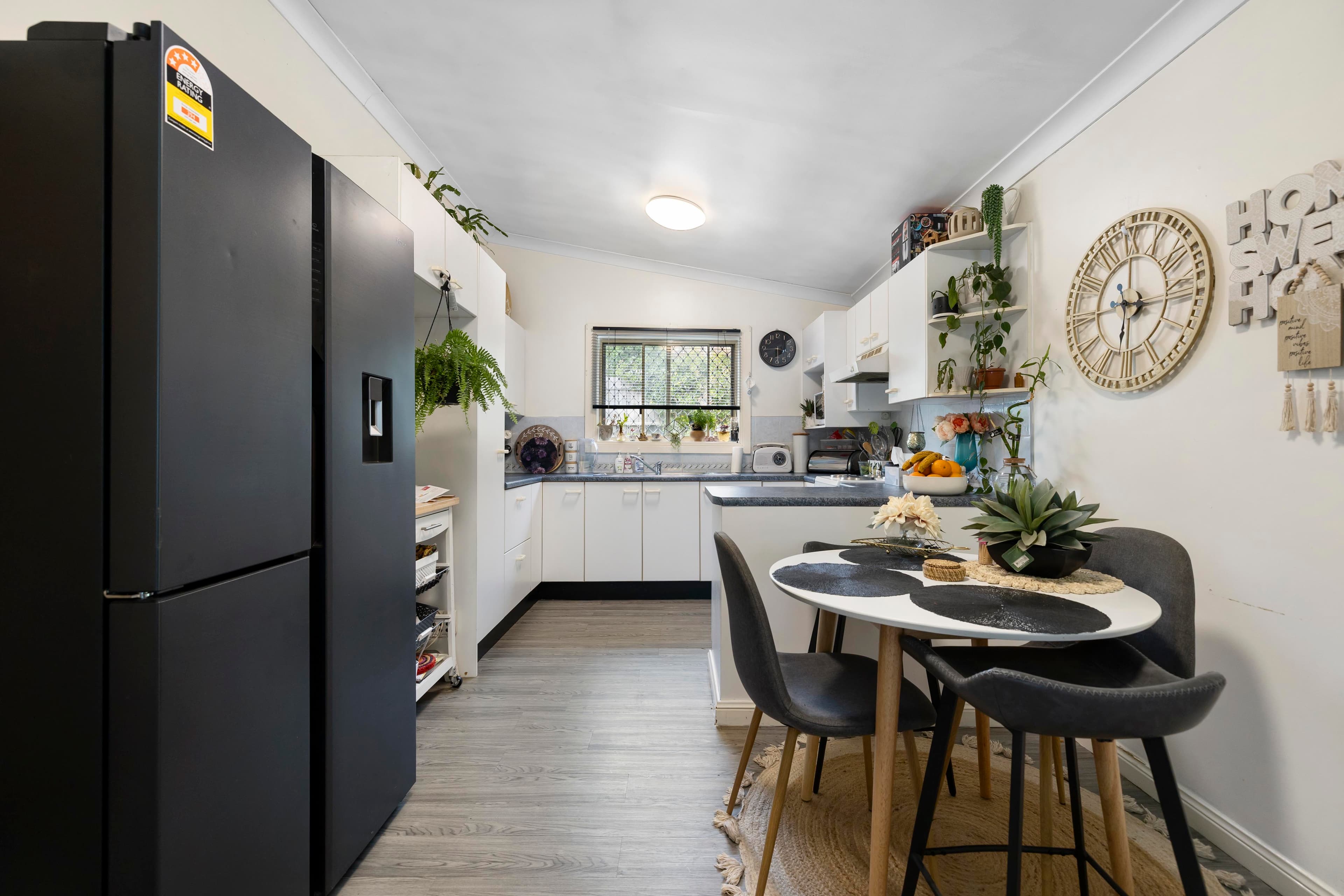 11 Paine Street, Portland, Portland - Thumbnail 2