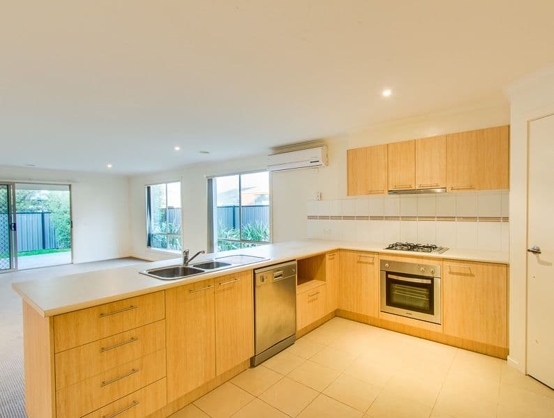 13 Seaton Court, Tarneit VIC 3029, Tarneit - Thumbnail 7