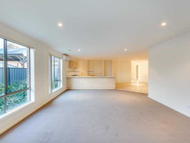 13 Seaton Court, Tarneit VIC 3029, Tarneit - Thumbnail 8