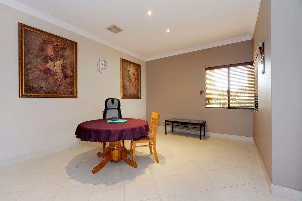 16 Surf Drive, SECRET HARBOUR WA 6173, Secret Harbour - Thumbnail 8