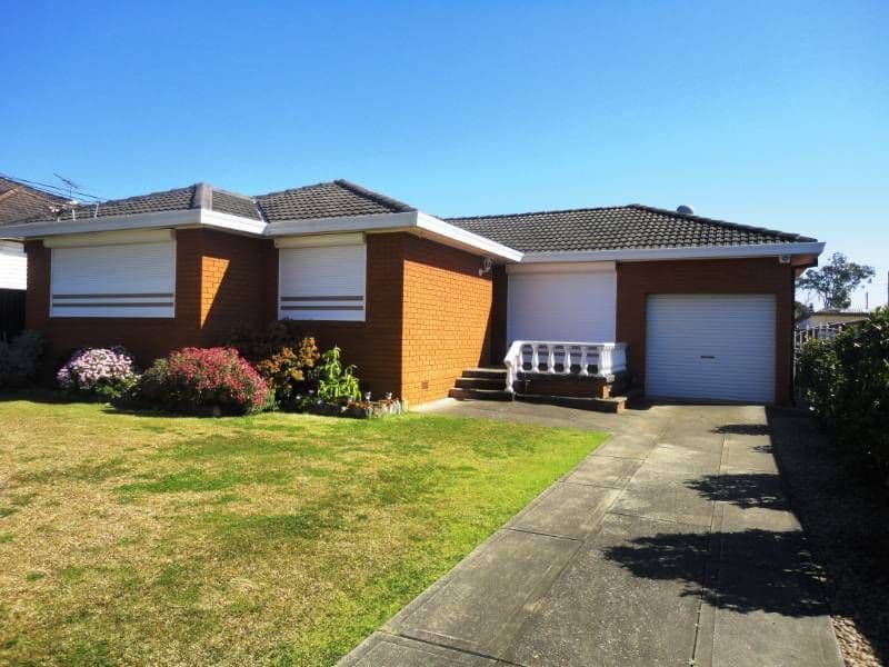 19 Peel Street, CANLEY HEIGHTS NSW 2166, Canley Heights - Image 1