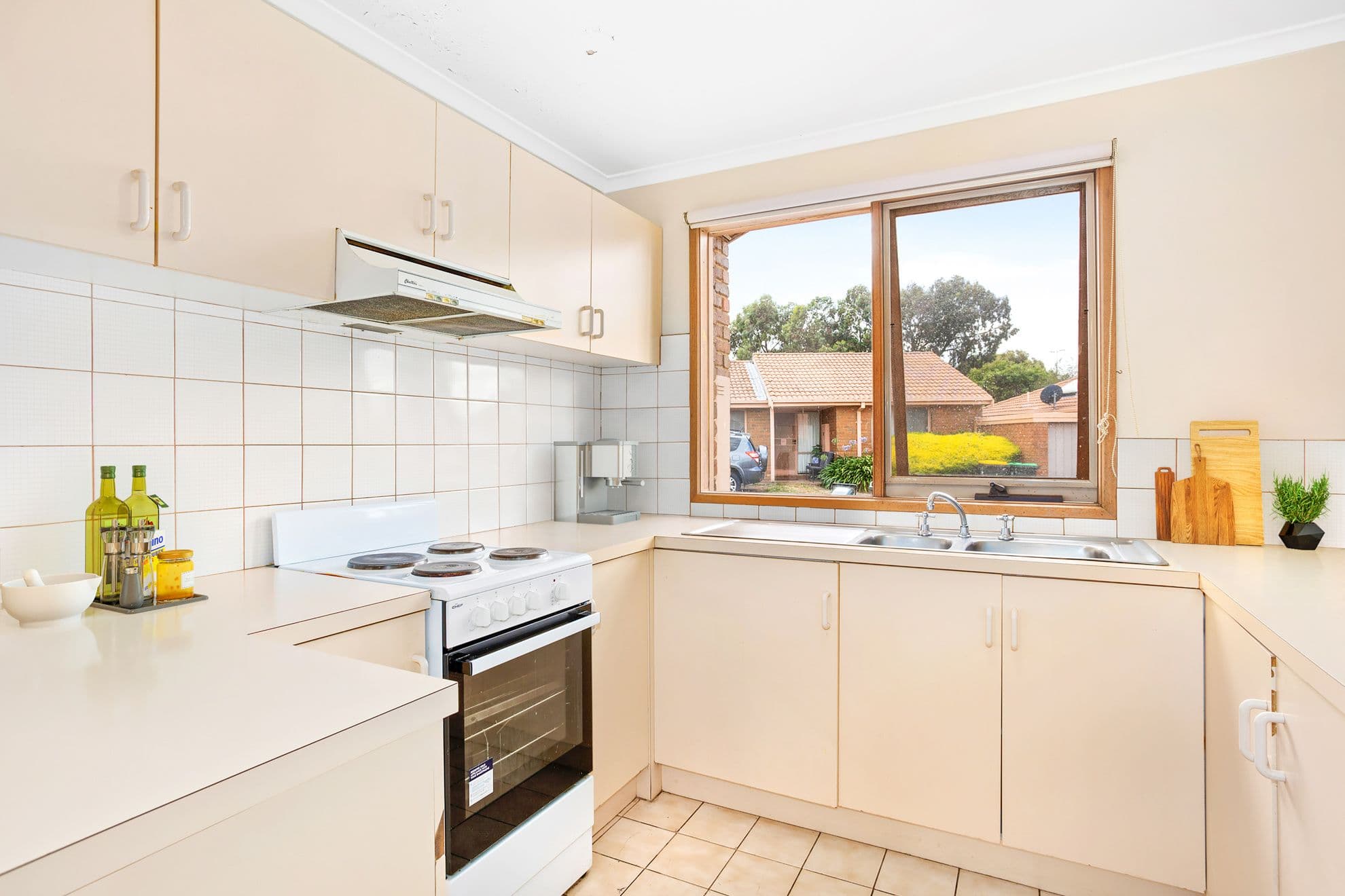 30 Shoppers Lane, Taylors Lakes VIC 3038, Taylors Lakes - Thumbnail 4