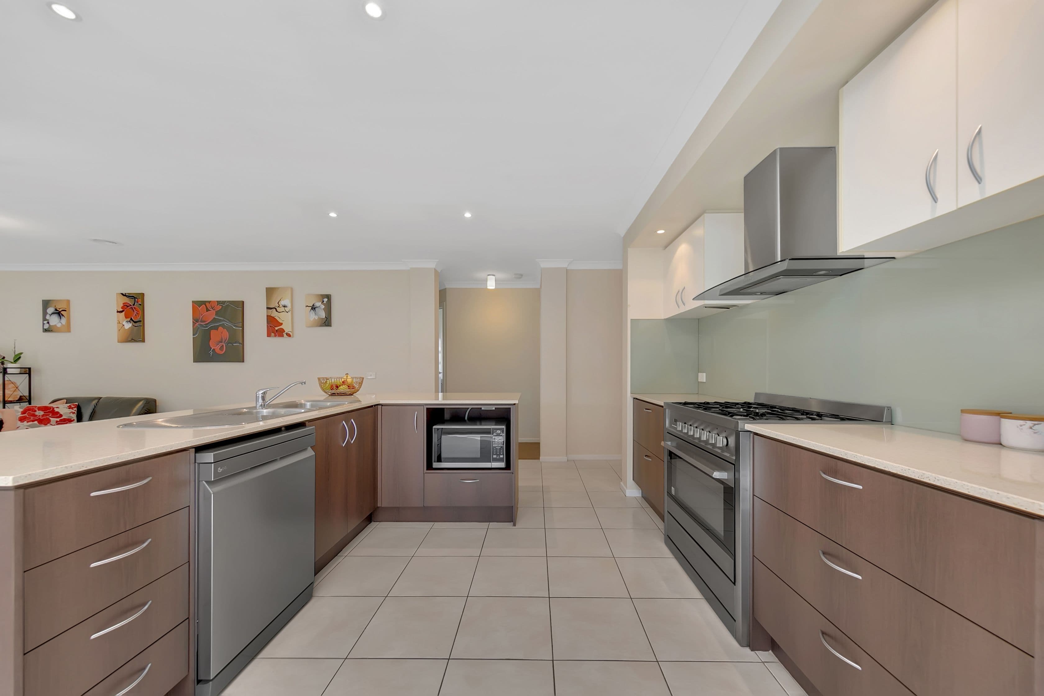 41 Resort Boulevard, Doreen VIC 3754, Doreen - Thumbnail 4
