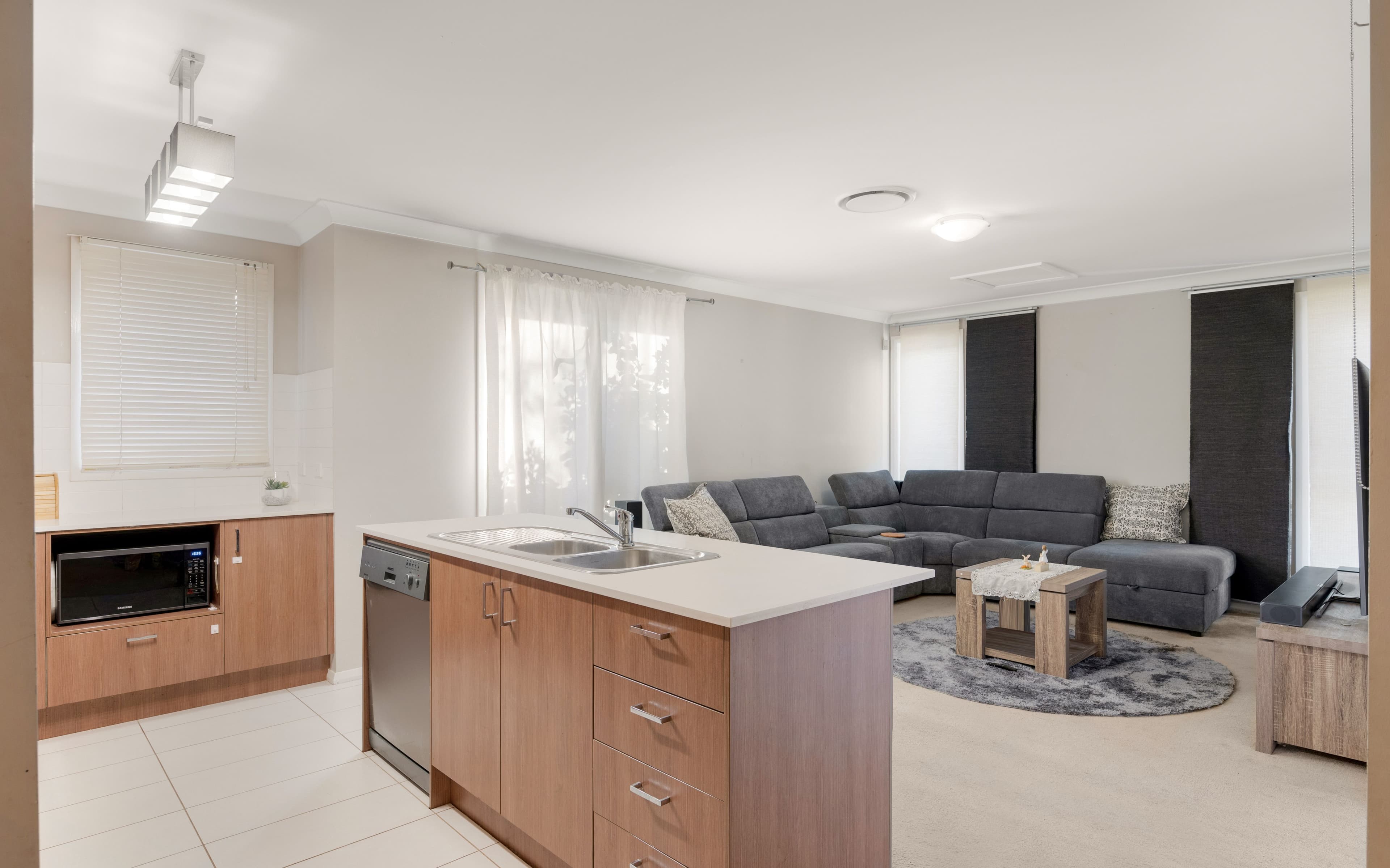 87 Northampton Drive, Glenfield NSW 2167, Glenfield - Thumbnail 7