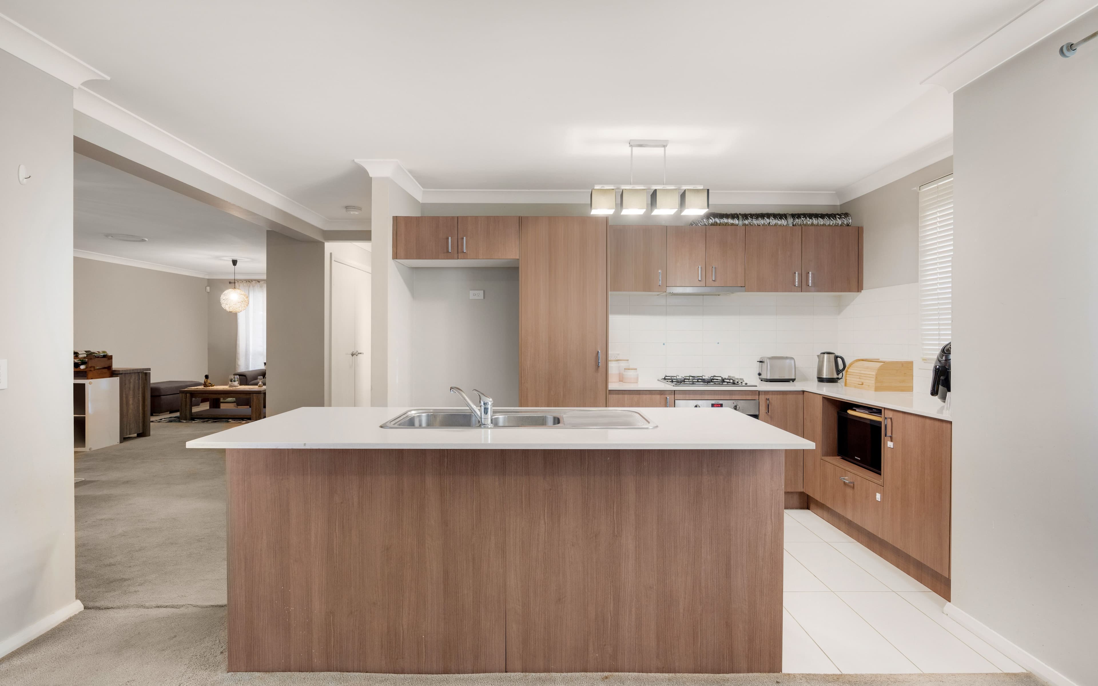 87 Northampton Drive, Glenfield NSW 2167, Glenfield - Thumbnail 8