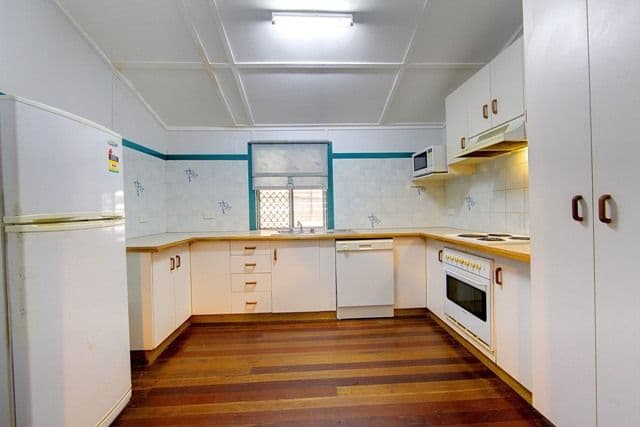 65 Gerard Street, CURRAJONG QLD 4812, Currajong - Thumbnail 3