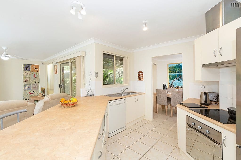 9 Grevillea Grove, Toronto NSW 2283, Toronto - Thumbnail 4