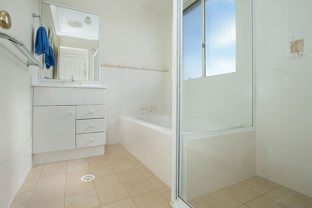9 Grevillea Grove, Toronto NSW 2283, Toronto - Thumbnail 8