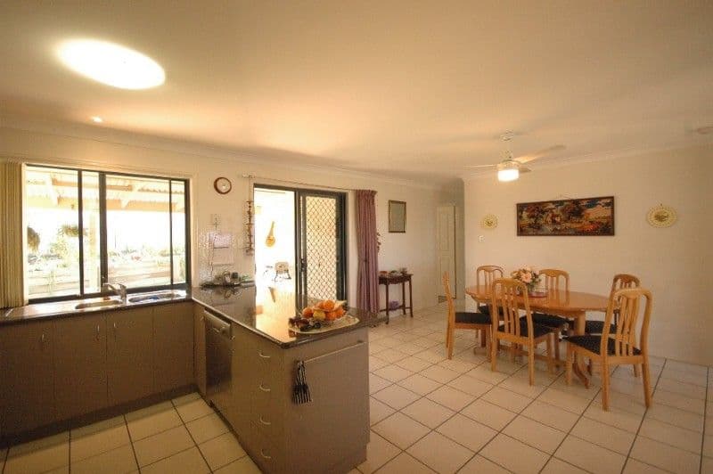 18 Mooney Street, HARLAXTON QLD 4350, Harlaxton - Thumbnail 4