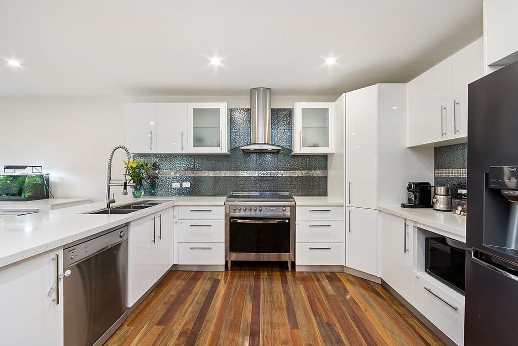 74 Blenheim Road, Newport VIC 3015, Newport - Thumbnail 2